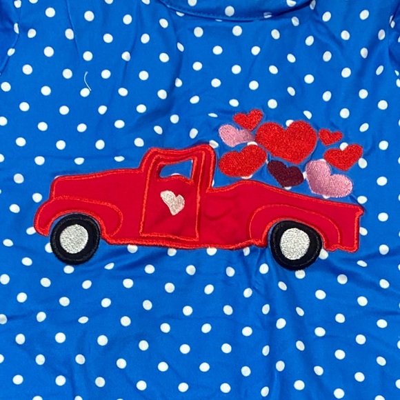 Boutique Valentines outfit - Picture 2 of 2